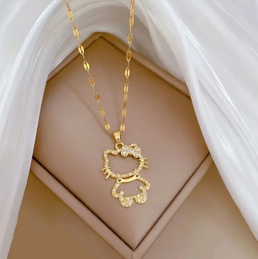 Naszyjnik w kolorze złotym z zawieszką Hello Kitty – tytan, elegancki blask